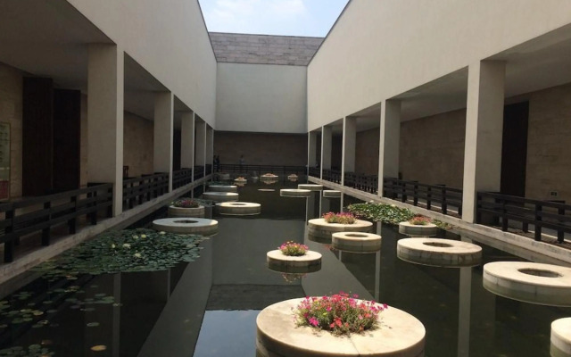 EFC Wonderland Boutique Hotel
