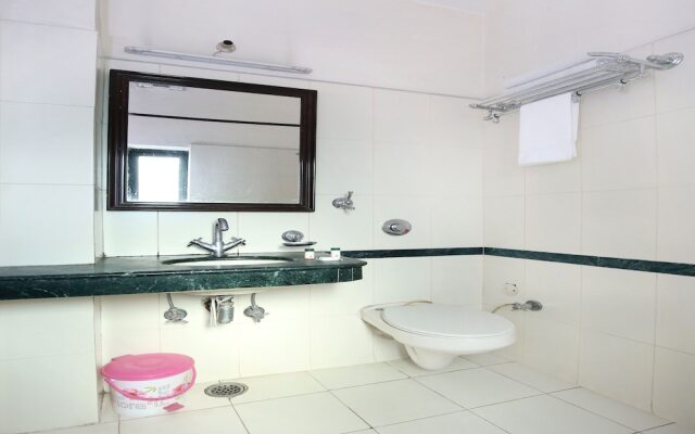 OYO 3987 Hotel Multitech