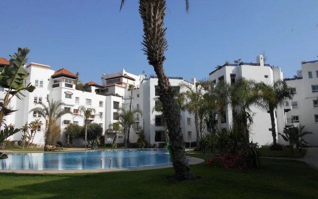 Lovely two Bedroom Apartment Ref T24302