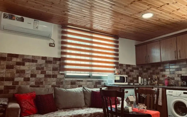 IBN Khaldoon Hostel