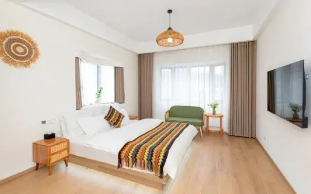 Qiexi B&B (OMG Heartbeat Paradise)