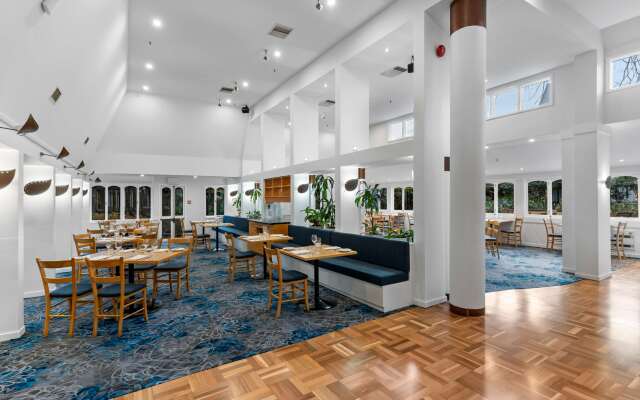 Chateau on the Park - Christchurch, a DoubleTree by Hilton