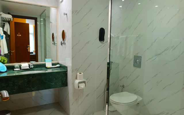 Sunday Mega Hotel Sheikh Zayed Road Near DIFC