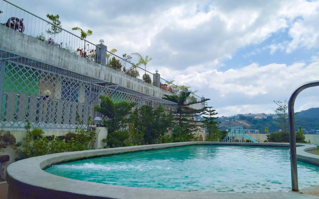 26 GARDEN Deck with a VIEW