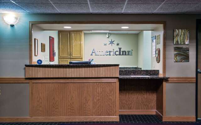 AmericInn by Wyndham Grundy Center