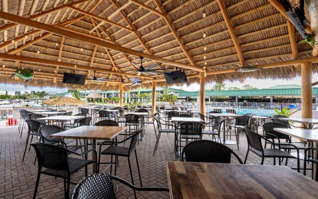Ramada by Wyndham Sarasota Waterfront