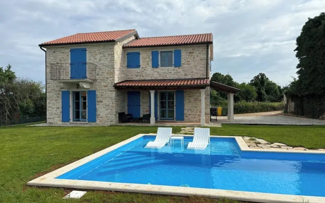Luxury 5-star Villa With Private Saltwater Pool