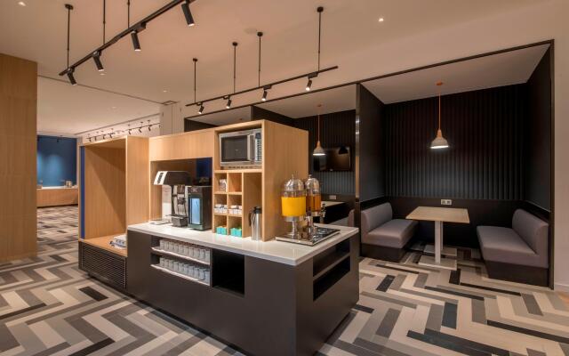 Holiday Inn Express Xiamen Airport Zone by IHG