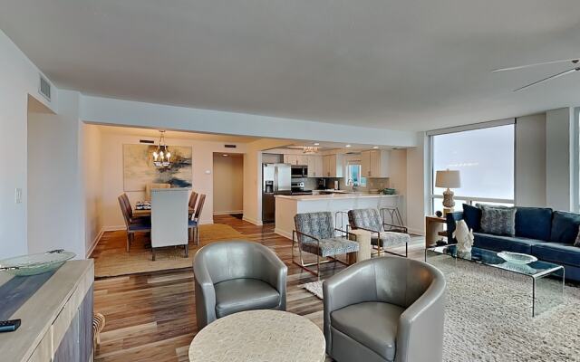 Shoreline Towers by Southern Vacation Rentals