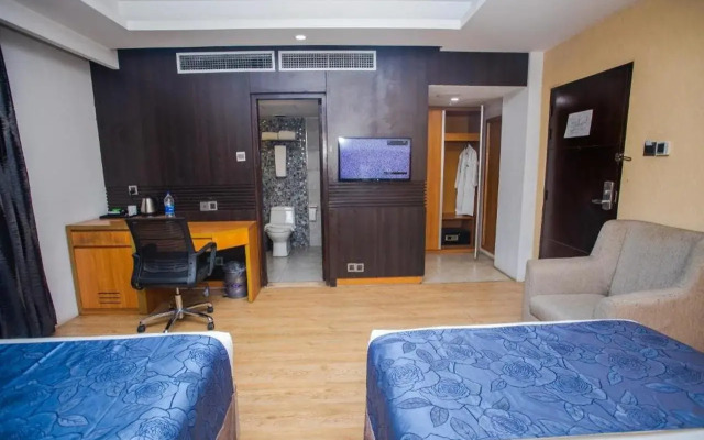 Days Hotel Dhaka Baridhara