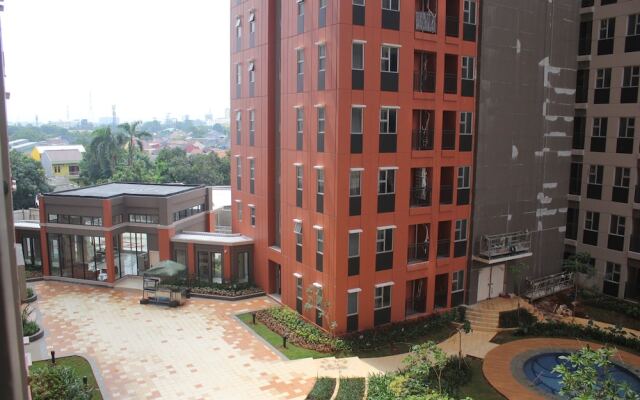 Serene Designed Studio Transpark Juanda Bekasi Timur Apartment