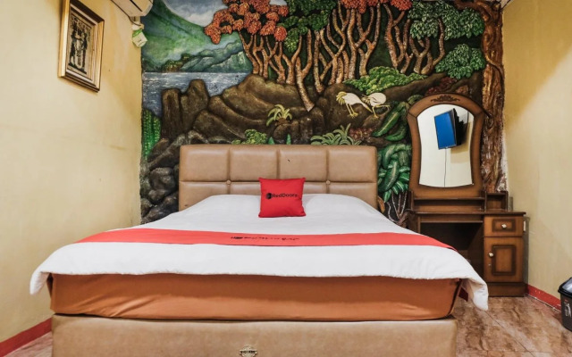 RedDoorz @ Cibogo Puncak Bogor