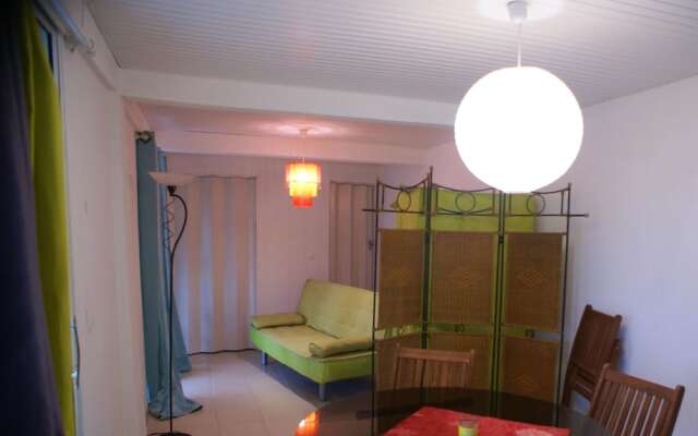 Studio in Fort-De-France, with Wonderful Sea View, Furnished Terrace And Wifi - 8 Km From the Beach