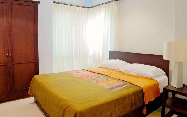 Santi Pura Residences