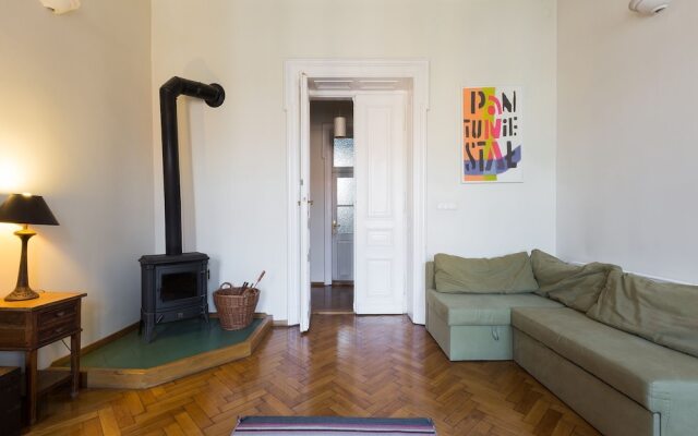 Airy and Sunny Apartment in the Centre of Krakow