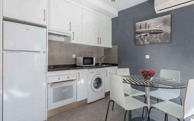 Simplistic Apartment in Granada near Generalife