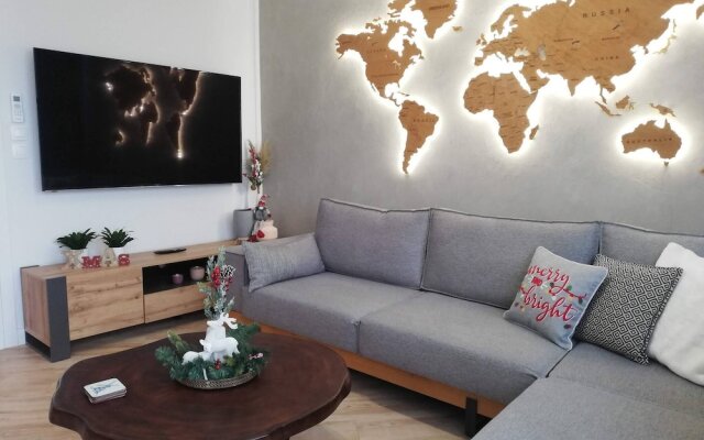 Luxury 80m2 Apartment With Balkony Downtown