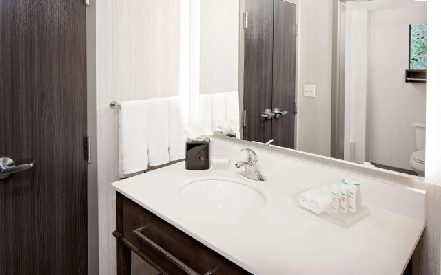 Homewood Suites by Hilton Ronkonkoma