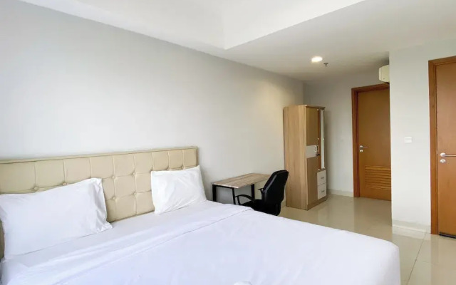 Homey And Serene 1Br At The Mansion Kemayoran Apartment