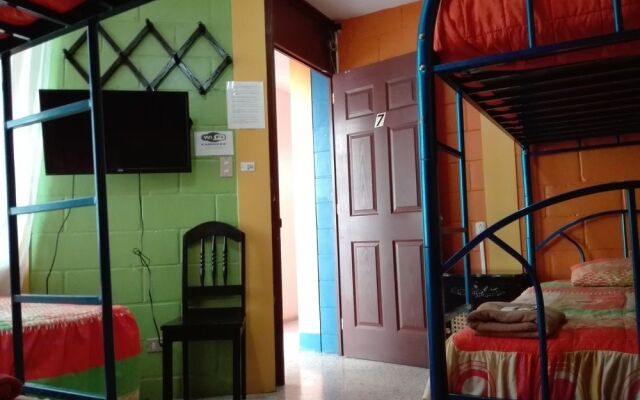 Hostal Guatefriend's - Hostel