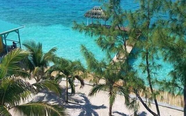King Lewey's Island Resort