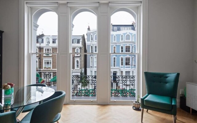 Stunning Notting Hill 1bed W/balcony 10min fr Tube