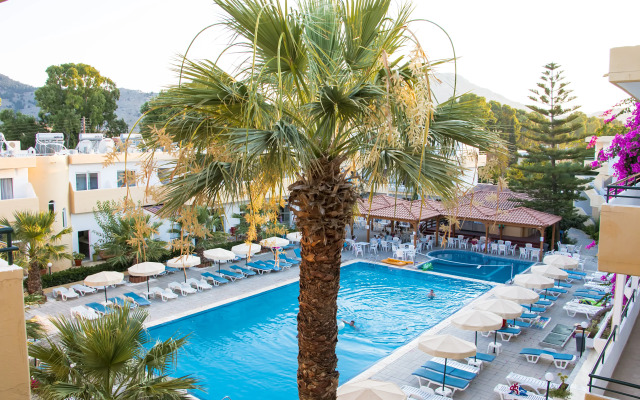 Euroxenia Marathon Hotel