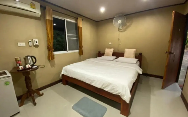 Phuka Mountain View Resort & Andresbar