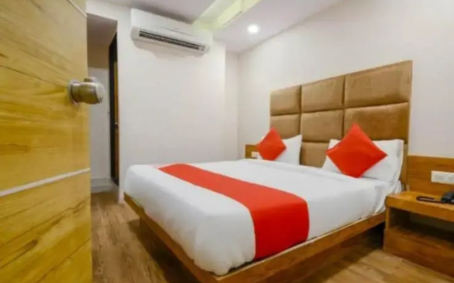 Hotel Safari Inn by OYO Rooms