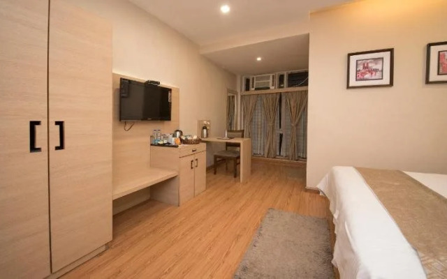 Yashwee International