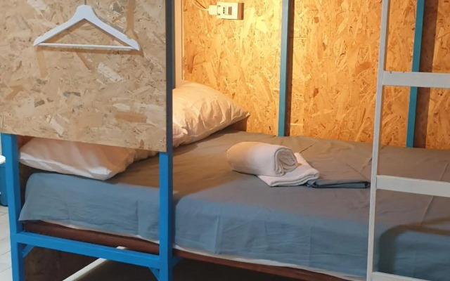 Home Restaurant hostel