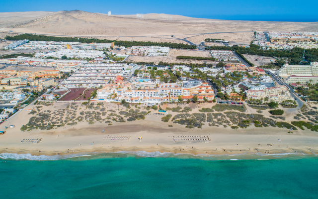 Bahía Calma Beach