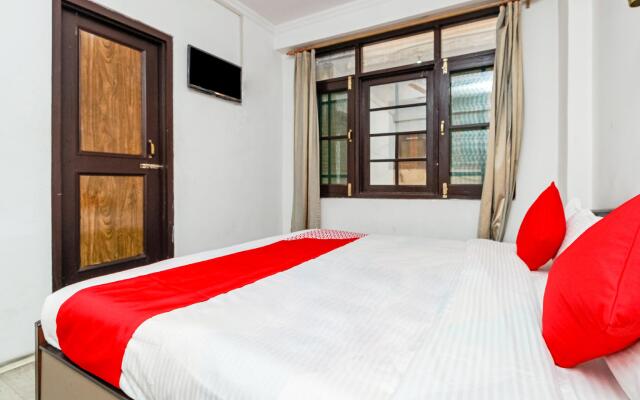 OYO 26454 City Star Hotel & Restaurant