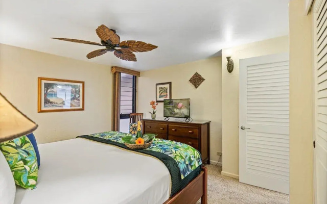 Kaleialoha 209 1 Bedroom Condo by RedAwning