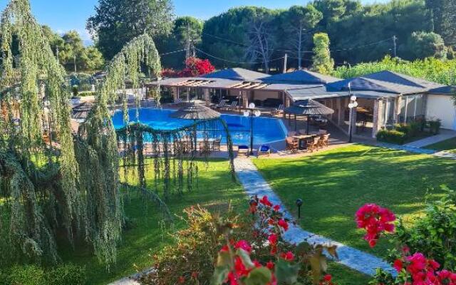 Hotel Kalamitsi Apartments