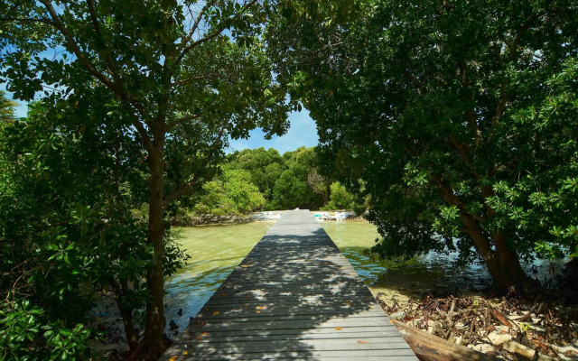 Huraa East Inn