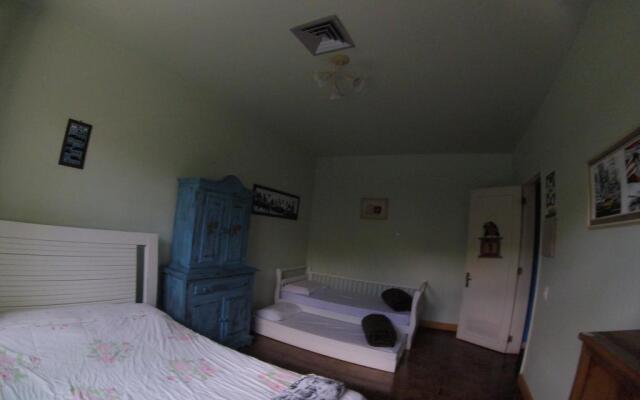 Hostel 142