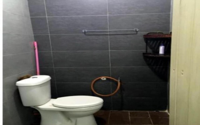 OYO Home 90977 AzZinki Homestay