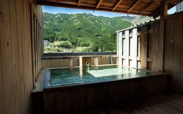 Gero Onsen Okudaya Happoen