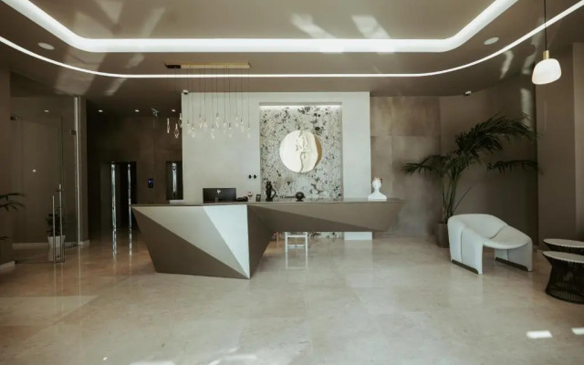 Naos Luxury Hotel