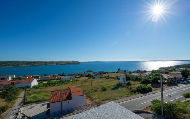 Beautiful Apartment in Razanac With 2 Bedrooms and Wifi