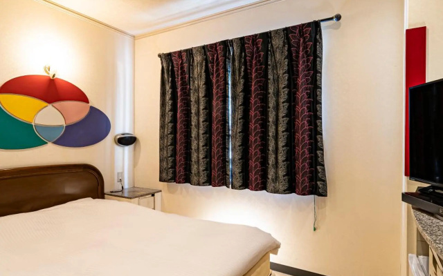 Hotel hu Namba - Adults Only – Guest Rooms – Osaka