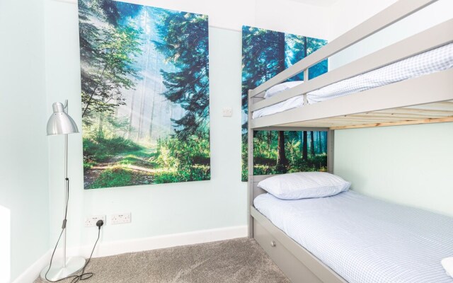 The Christchurch Hideaway, Hot Tub , 2 Bedrooms