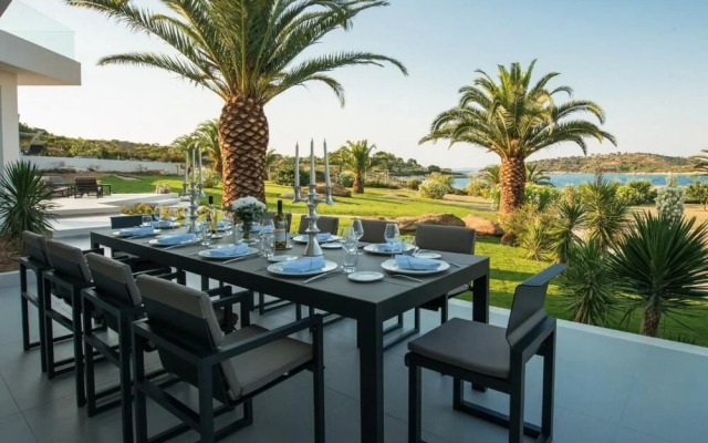 Tiamo Secrets Leading Villas White House