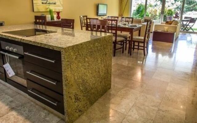 Mamitas Village by BRIC