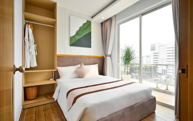 Saigon Royal Hotel CMT8