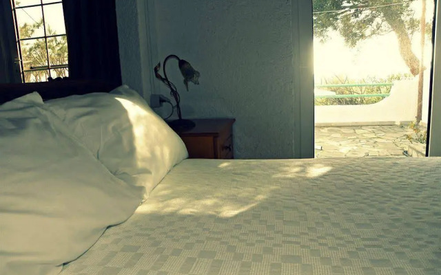 Studios Crete