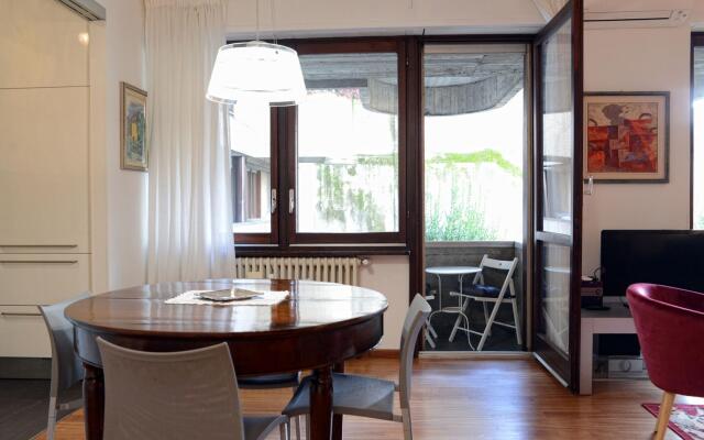 CO-C933-5GIO61A2 - Art Family Apartment