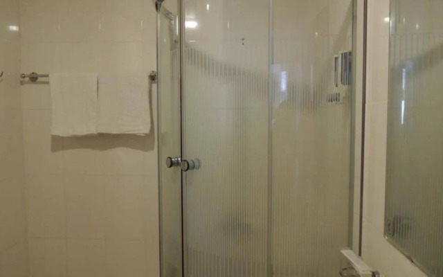 Phung Long Hotel