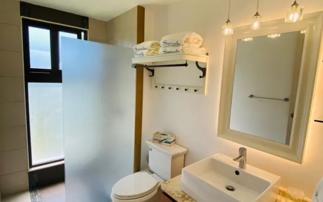 Cozy 3 Bedroom Penthouse in Playa Bonita